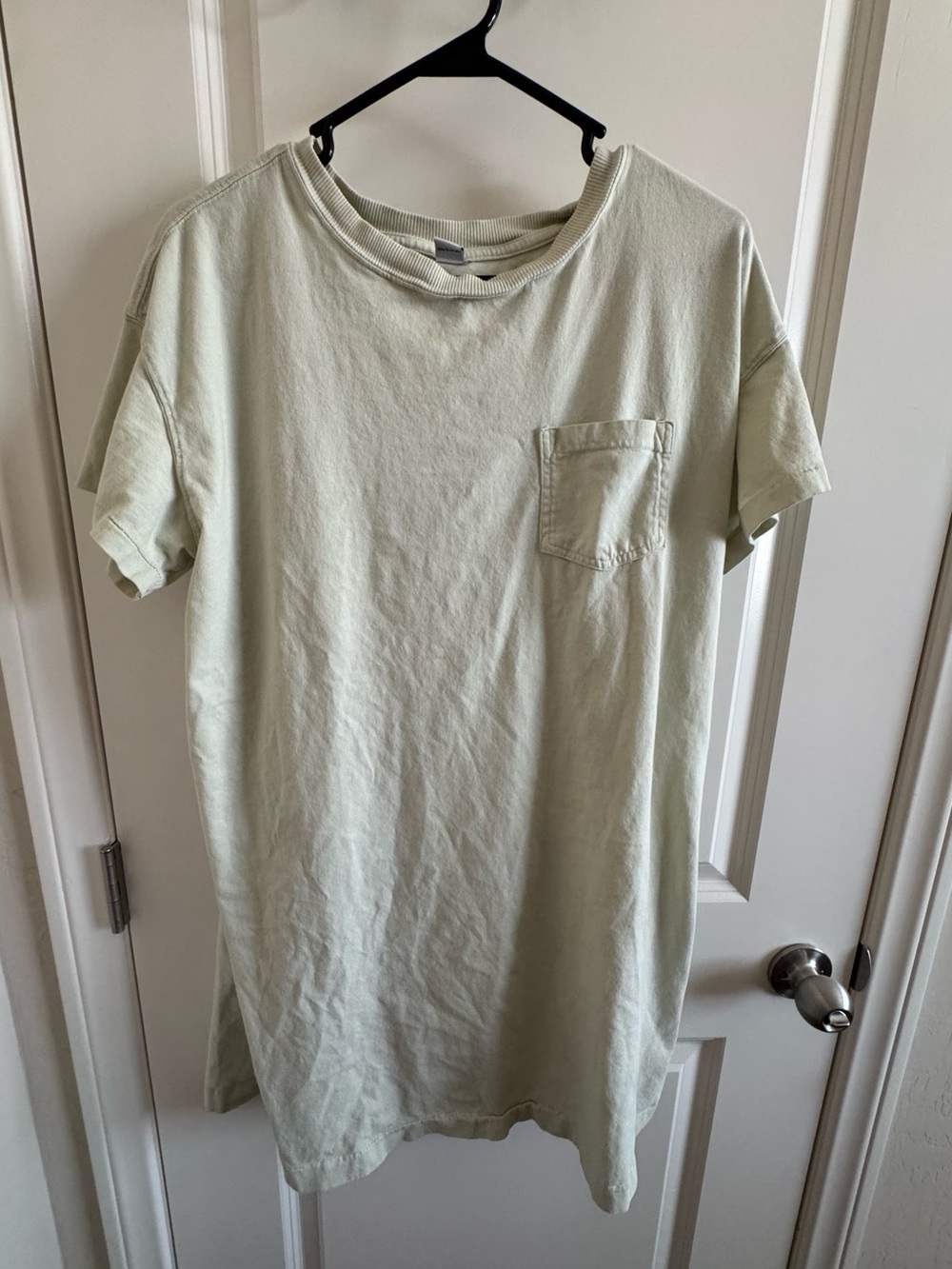 Old Navy Men's Pocket Tee - Sage Green
